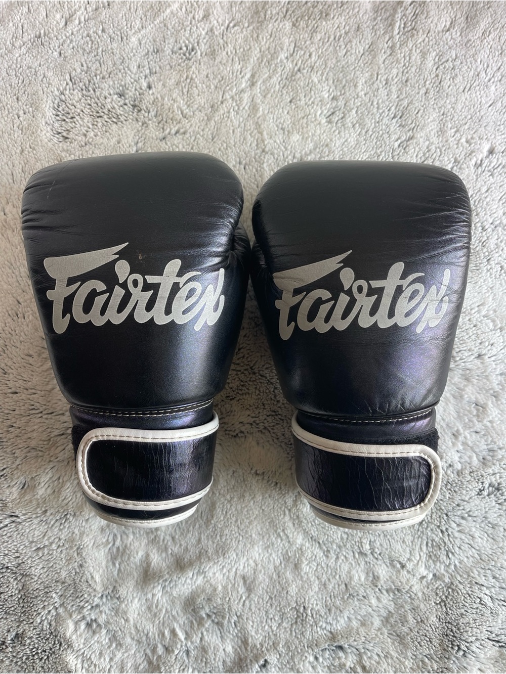 Fairtex BGV14 Microfiber Boxing Glove 10oz